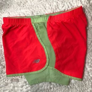 Nike Medium layered running shorts coral & green